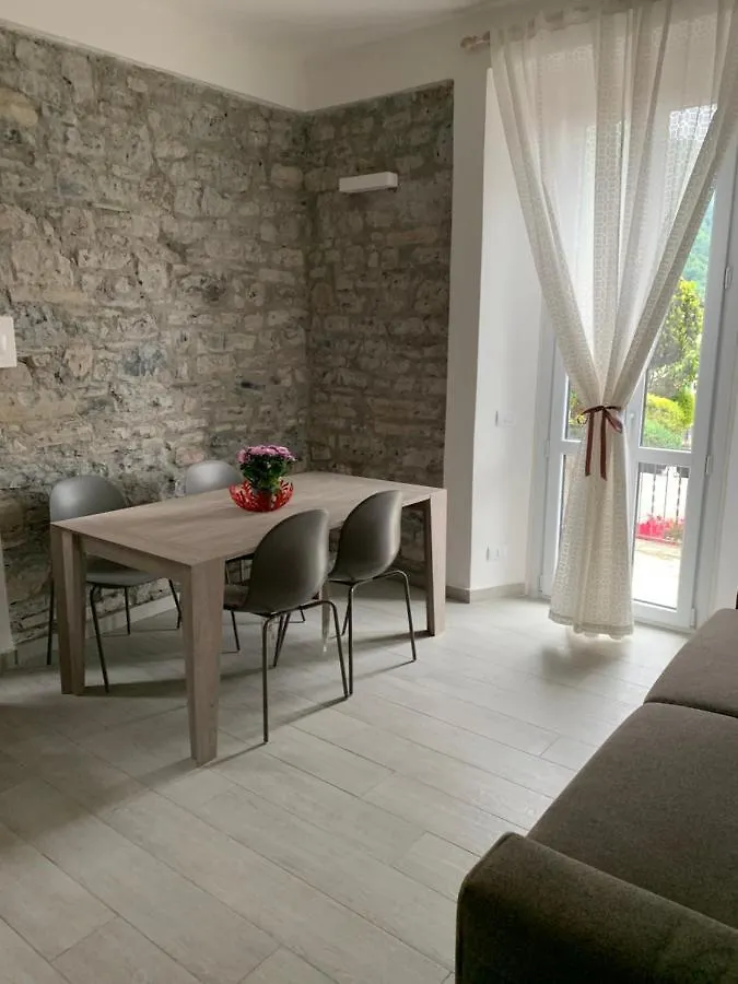 Apartmán Castle Hill Argegno 0*,  Itálie